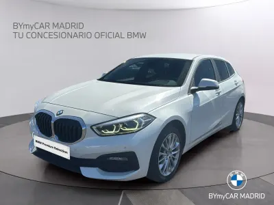 Usado BMW 118 Comfort Edition 140 CV (102 kW) 2022 Blanco Berlina