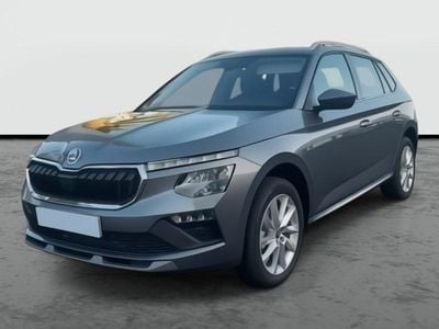 Usado Skoda Kamiq Ambition 110 CV (80 kW) 2023 Gris graphite metalizado SUV