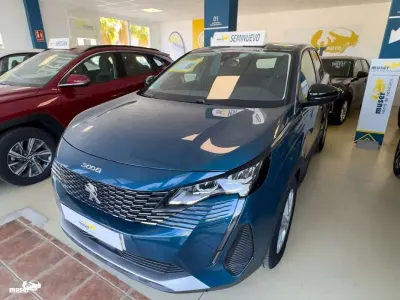 Usado Peugeot 3008 Active 131 CV (96 kW) 2022 Azul SUV