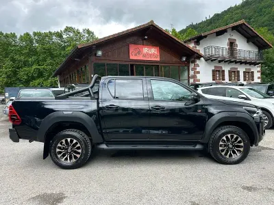 Usado Toyota HiLux Sport 204 CV (150 kW) 2024 Negro Pickup/Camioneta