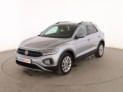 Usado VW T-Roc Life 150 CV (110 kW) 2022 Gris SUV
