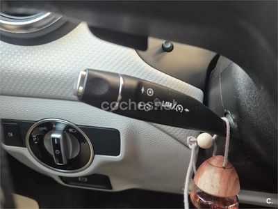 Gris / plata Usado 2014 Mercedes A200 Urban Berlina | 13.600 € (Un poco caro)