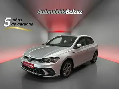 Usado VW Polo R-line 95 CV (69 kW) 2023 Gris Utilitario
