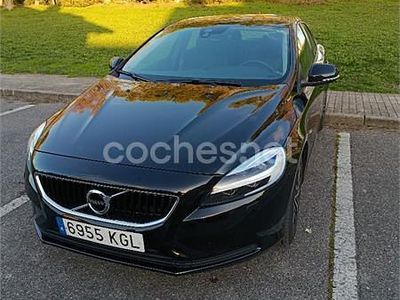 Usado Volvo V40 Momentum 152 CV (111 kW) 2017 Negro Berlina