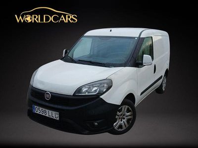 Usado Fiat Doblò 95 CV (69 kW) 2020 Blanco Monovolumen