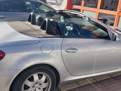 Usado Mercedes SLK200 184 CV (135 kW) 2008 Gris / plata Descapotable