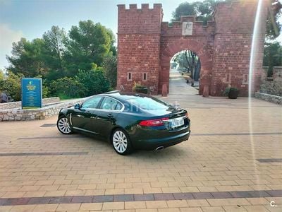Usado Jaguar XF Premium Luxury 238 CV (175 kW) 2008 Verde Berlina