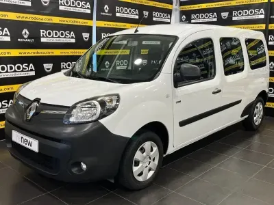 Usado Renault Kangoo 44 kW (60 CV) 2021 Blanco Monovolumen