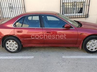 Usado Rover 600 115 CV (84 kW) 1996 Rojo Berlina