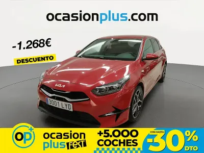 Usado Kia Ceed 120 CV (88 kW) 2022 Rojo Utilitario