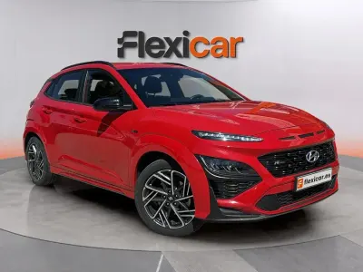 Usado Hyundai Kona N Line 120 CV (88 kW) 2022 Rojo SUV