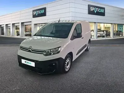 Usado Citroën Berlingo 131 CV (96 kW) 2020 Blanco Monovolumen