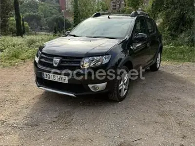 Usado Dacia Sandero Stepway 90 CV (66 kW) 2014 Negro Berlina