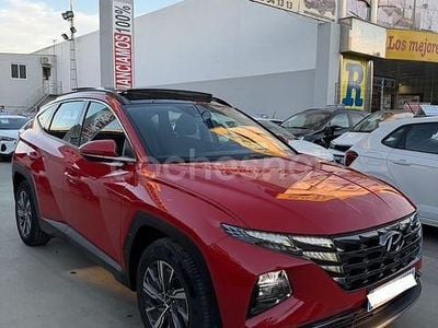 Rojo Usado 2023 Hyundai Tucson SUV | 25.500 € (Un poco caro)