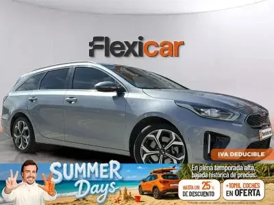 Usado Kia Ceed 141 CV (103 kW) 2022 Gris Utilitario