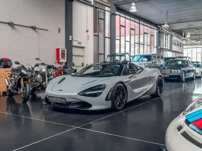 Usado McLaren 720S 721 CV (530 kW) 2022 Plateado Descapotable