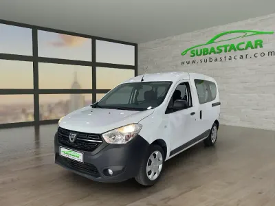 Usado Dacia Dokker Essentiel 110 CV (80 kW) 2020 Blanco Monovolumen