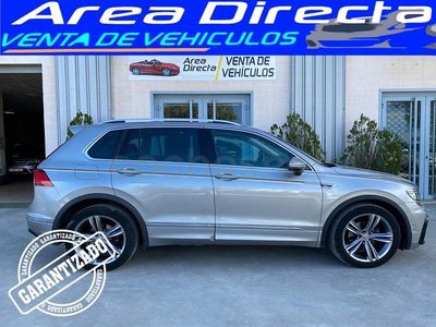 Usado VW Tiguan R-line 150 CV (110 kW) 2018 Gris / plata SUV