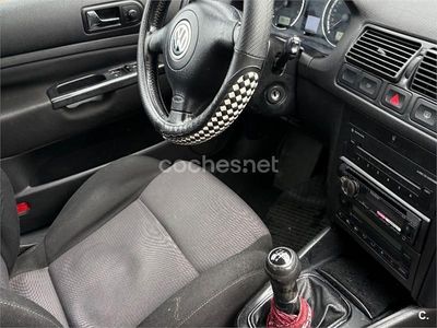 Usado VW Golf IV Advance 100 CV (73 kW) 2002 Negro Berlina