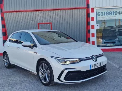 Usado VW Golf VII R-line 150 CV (110 kW) 2021 Blanco Utilitario
