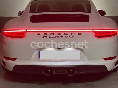 Porsche 911 Carrera GTS