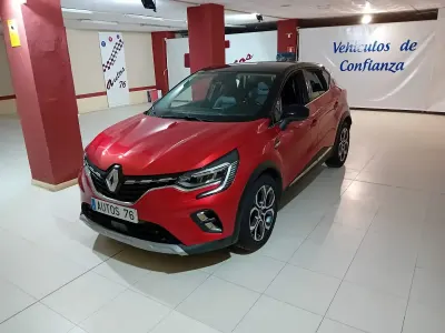 Usado Renault Captur Zen 95 CV (69 kW) 2020 Rojo SUV