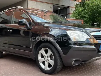 Usado Opel Antara Enjoy Plus 150 CV (110 kW) 2008 Negro SUV