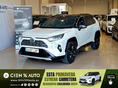 Occasion Toyota RAV4 Hybrid Style 218 PK (160 kW) 2021 Wit SUV