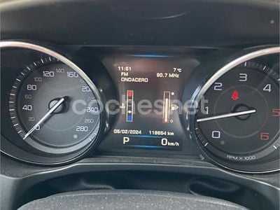 Usado Jaguar XE Pure 180 CV (132 kW) 2015 Negro Berlina