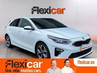 Usado Kia Ceed 100 CV (73 kW) 2021 Blanco Utilitario