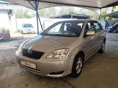 Usado Toyota Corolla Terra 90 CV (66 kW) 2003 Gris Utilitario