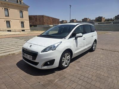 Blanco Usado 2016 Peugeot 5008 Style Monovolumen | 7700 € (Precio justo)