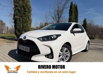Usado Toyota Yaris Hybrid Business Edition 116 CV (85 kW) 2023 Blanco Utilitario