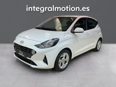 Używany Hyundai i10 66 KM (48 kW) 2022 Biały Hatchback