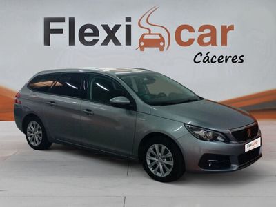 usado Peugeot 308 SW Allure 1.2 PureTech 96KW (130CV) Auto Gasolina en Flexicar Cáceres