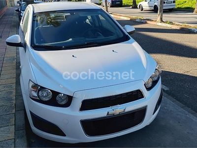 Usado Chevrolet Aveo LT 75 CV (55 kW) 2013 Blanco Berlina