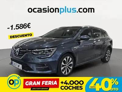 Usado Renault Mégane GrandTour Techno 140 CV (102 kW) 2023 Gris Familiar