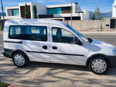 Usado Opel Combo Cosmo 75 CV (55 kW) 2009 Blanco Monovolumen