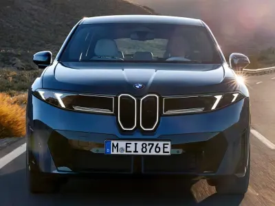 Usado BMW iX3 M Sport 344 kW (469 CV) 2026 Gris SUV