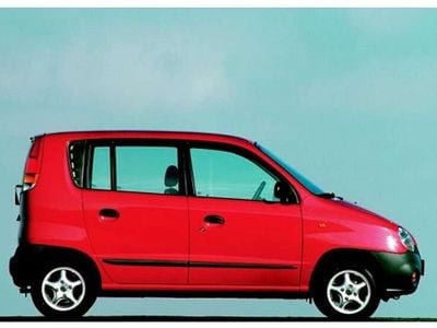 Usado Hyundai Atos GLS 54 CV (39 kW) 2001 Gris Utilitario