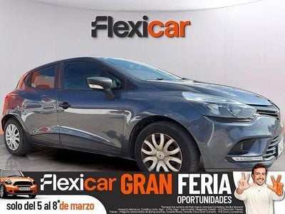 Usado Renault Clio IV Business 75 CV (55 kW) 2018 Gris Berlina