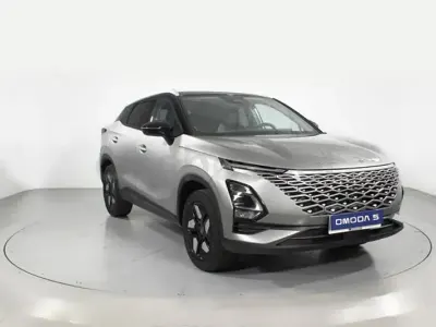 Usado Omoda 5 147 CV (108 kW) 2025 Gris / plata SUV