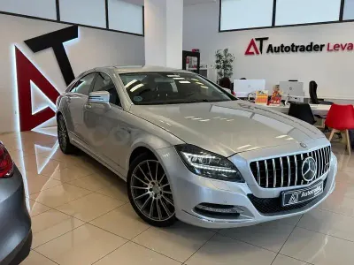 Usado Mercedes CLS350 306 CV (225 kW) 2012 Gris / plata Coupe