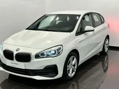 Usado BMW 225 Active Tourer 220 CV (161 kW) 2022 Blanco Monovolumen