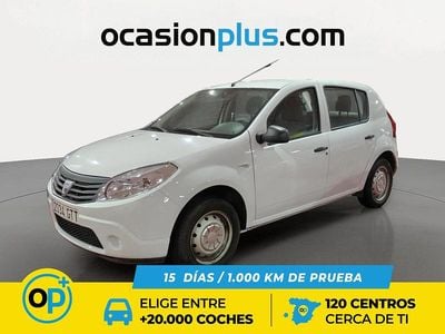 Blanco Usado 2010 Dacia Sandero Base Berlina | 5800 € (Precio justo)