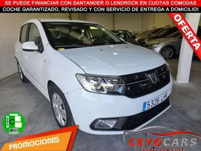 Usado Dacia Sandero Comfort 95 CV (69 kW) 2020 Blanco Utilitario