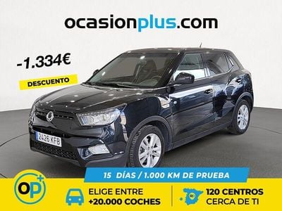 Negro Usado 2017 Ssangyong (KGM) Tivoli Limited SUV | 10.556 € (Precio justo)