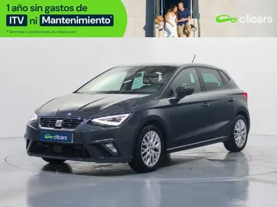 Usado Seat Ibiza FR 110 CV (80 kW) 2023 Gris Utilitario