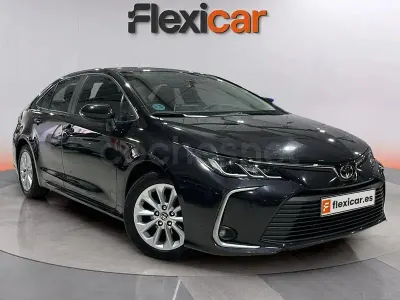 Usado Toyota Corolla Eco 140 CV (102 kW) 2023 Negro Berlina