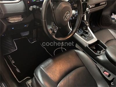 Azul Usado 2018 Toyota RAV4 Advance SUV | 19.000 €
